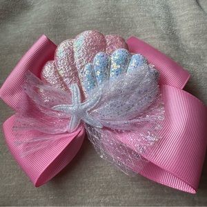 Girls Hair Bow Alligator Clip With Seashells Design Pink NWOT